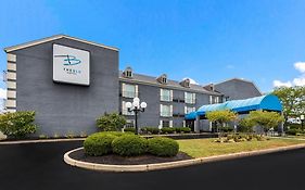 The Blu Hotel Blue Ash Cincinnati, An Ascend Collection Hotel